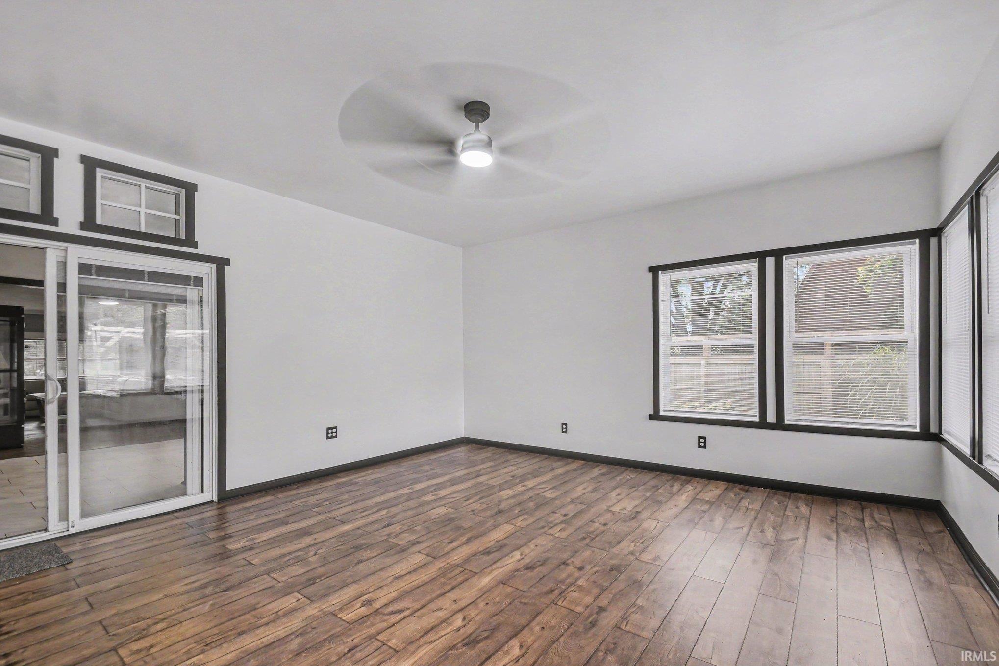 2827 Edwardsburg Avenue Elkhart IN 46514