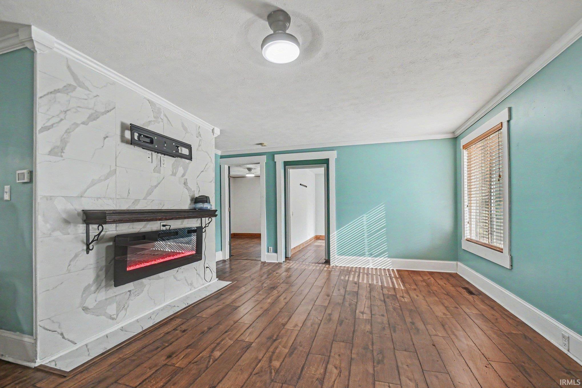 2827 Edwardsburg Avenue Elkhart IN 46514