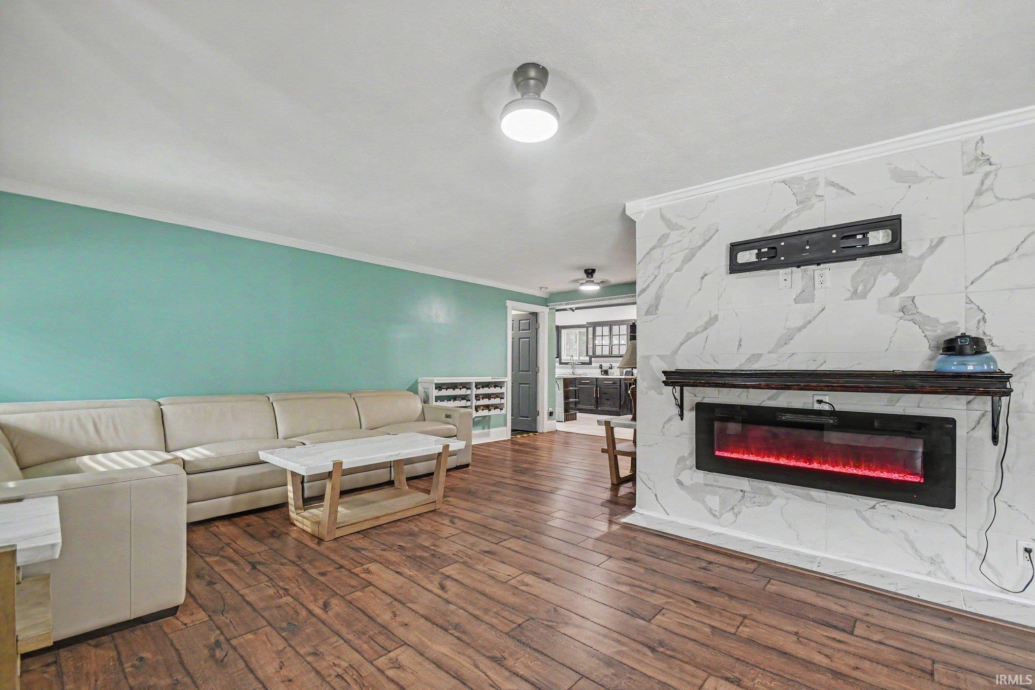 2827 Edwardsburg Avenue Elkhart IN 46514