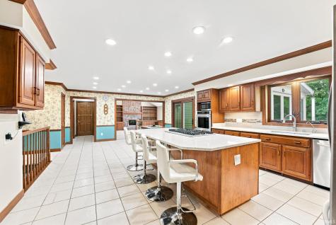 6409 Post Road Fort Wayne IN 46814