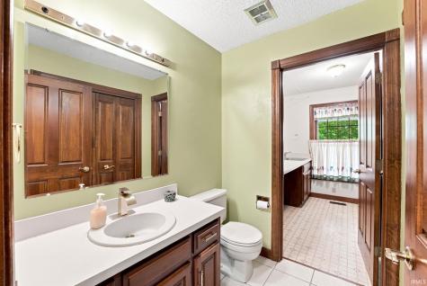 6409 Post Road Fort Wayne IN 46814