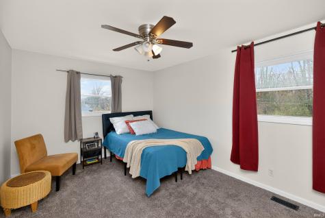 4837 Selkirk Drive South Bend IN 46614