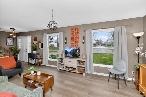 4837 Selkirk Drive South Bend IN 46614