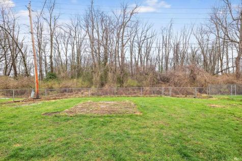 4837 Selkirk Drive South Bend IN 46614