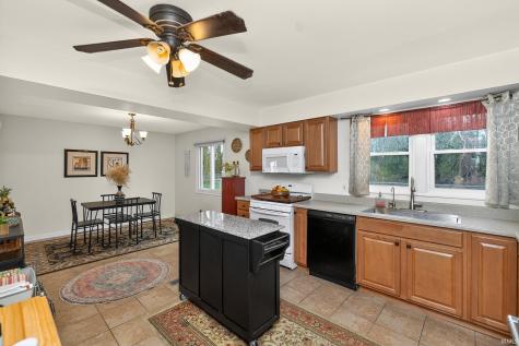 4837 Selkirk Drive South Bend IN 46614