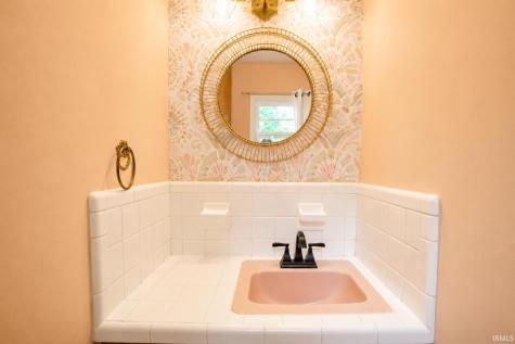 912 Crestview Place Lafayette IN 47905