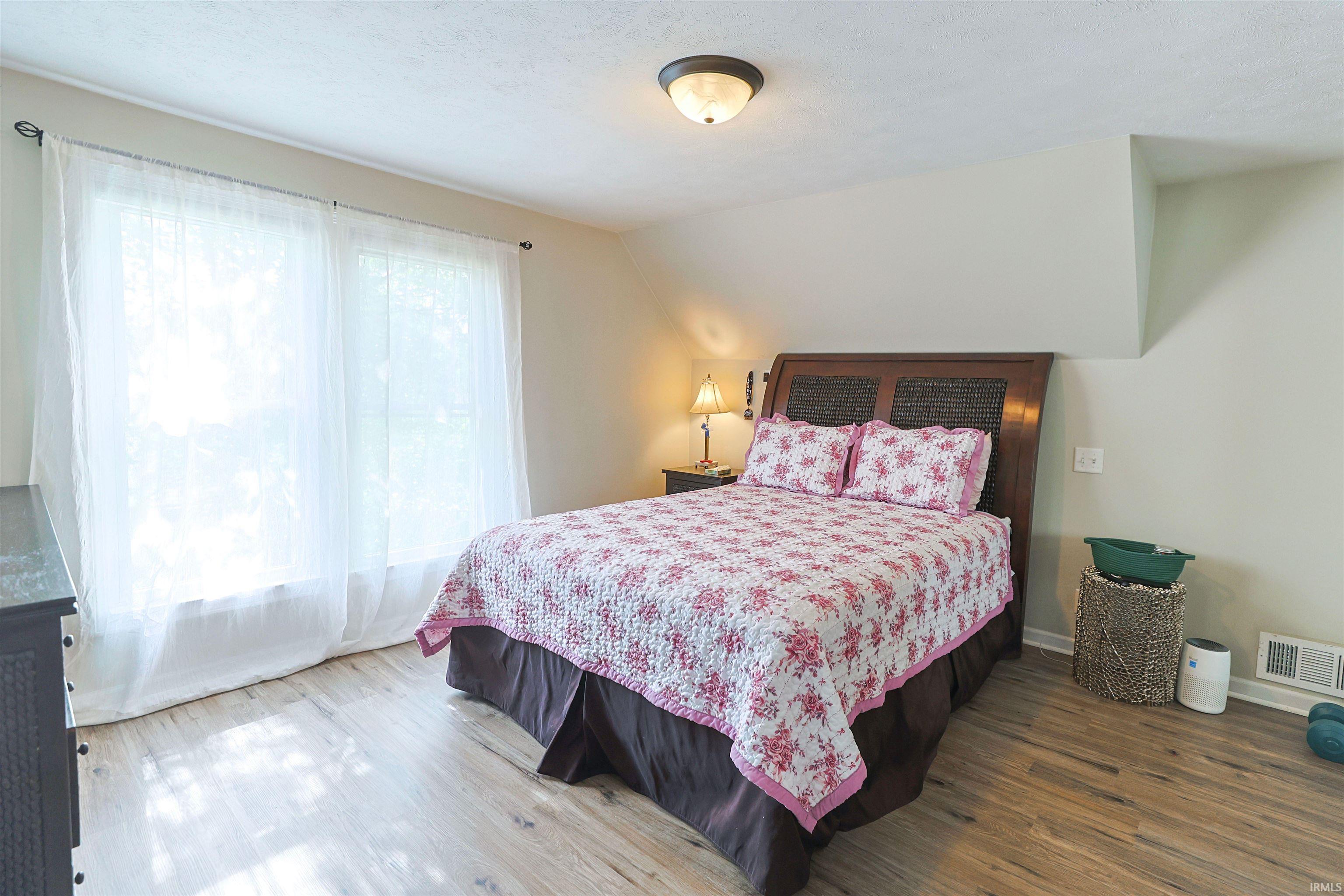 410 W Lawrence Street Mishawaka IN 46545