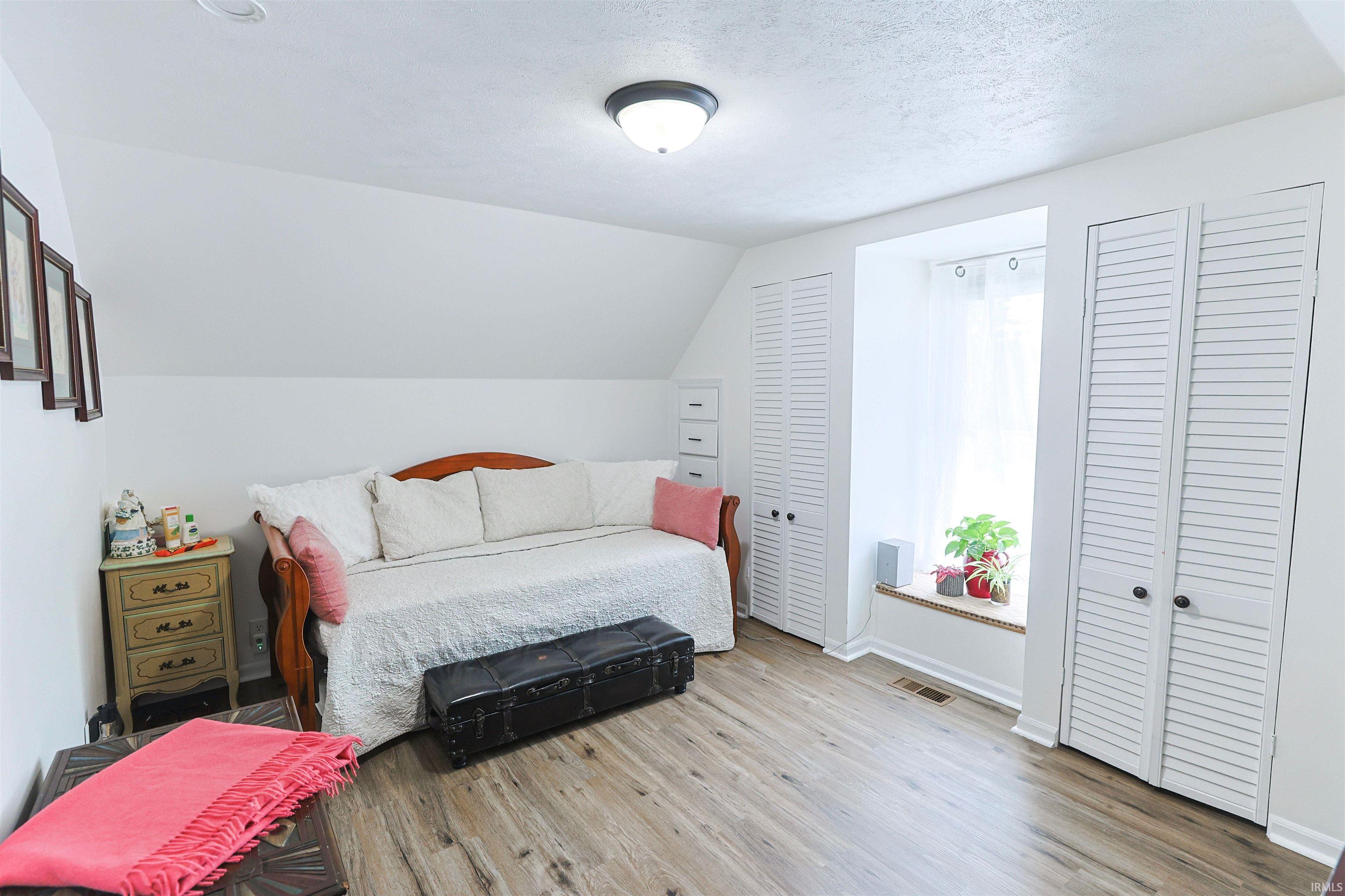 410 W Lawrence Street Mishawaka IN 46545