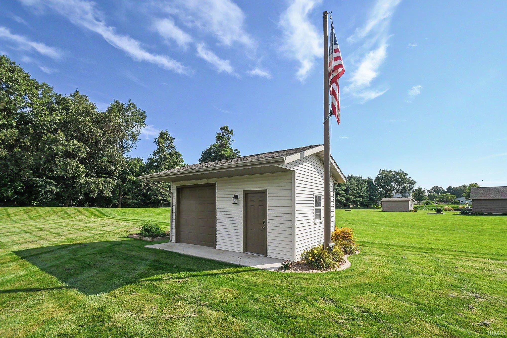 30081 Quail Pointe Drive Granger IN 46530