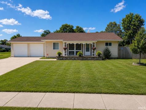 1207 Manchester Drive South Bend IN 46615