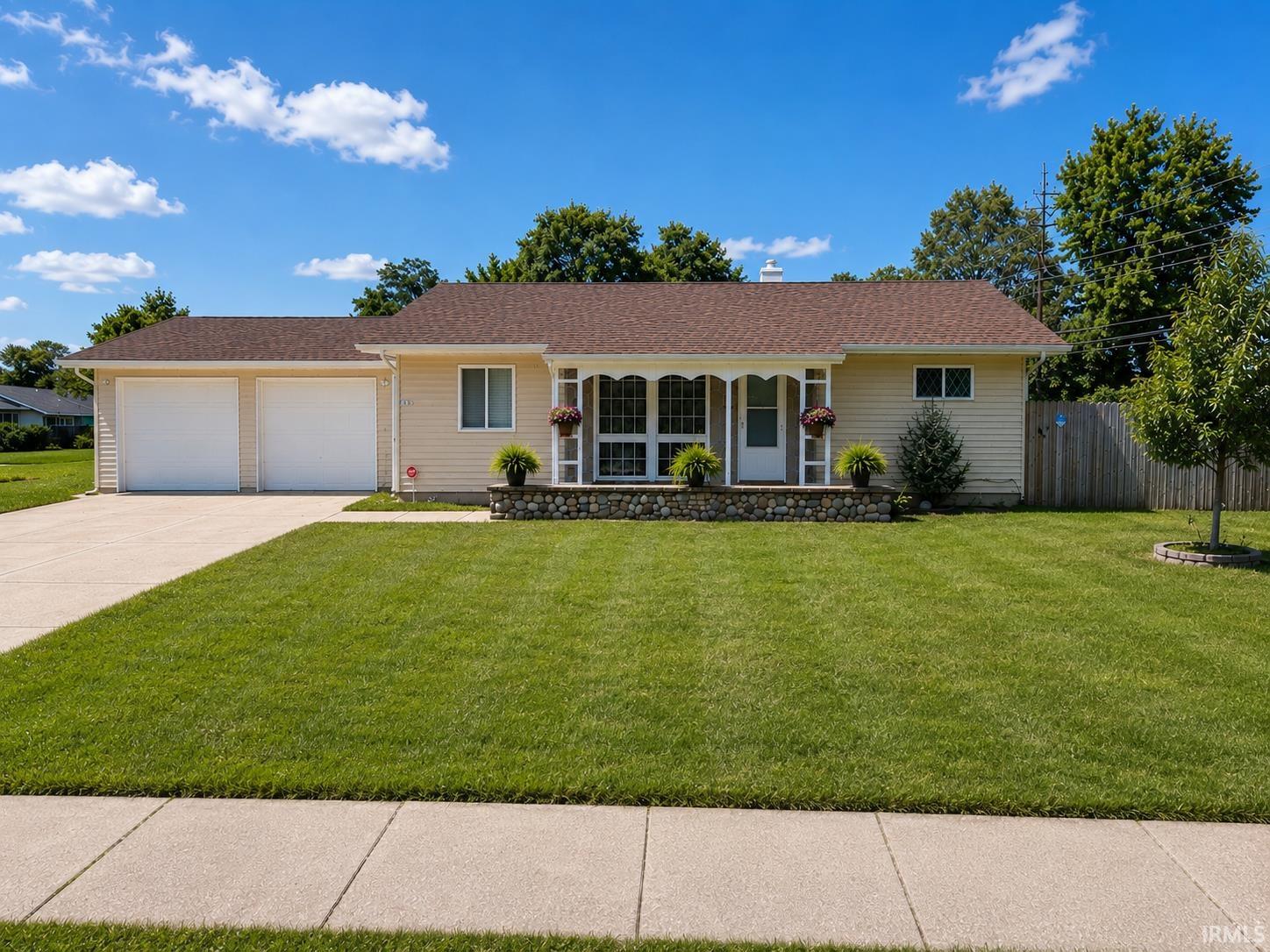 1207 Manchester Drive South Bend IN 46615