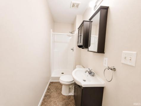 1207 Manchester Drive South Bend IN 46615