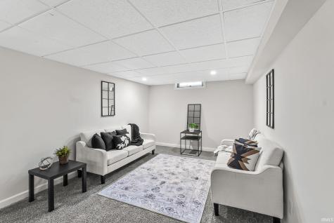 8032 N Clinton Street Fort Wayne IN 46825
