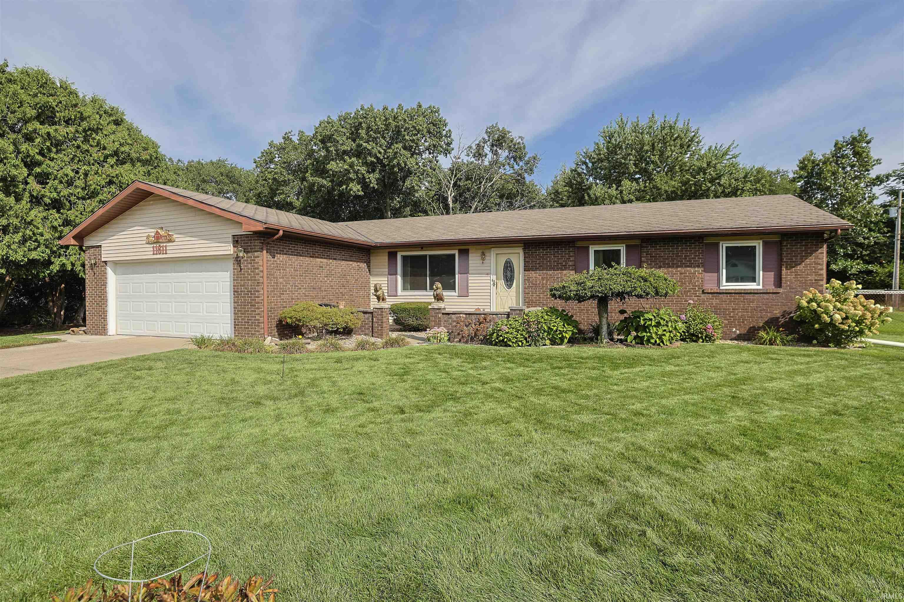 11611 Whittington Circle Mishawaka IN 46545
