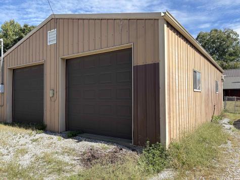 114 N Main Street Huntingburg IN 47542