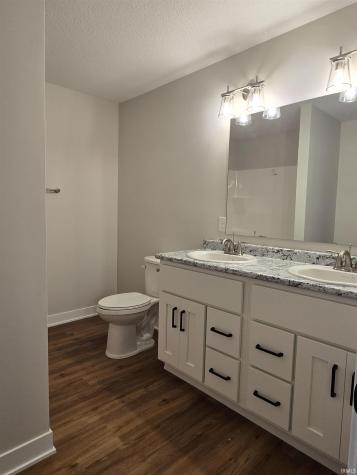 5468 Broad Fields Cove Fort Wayne IN 46818