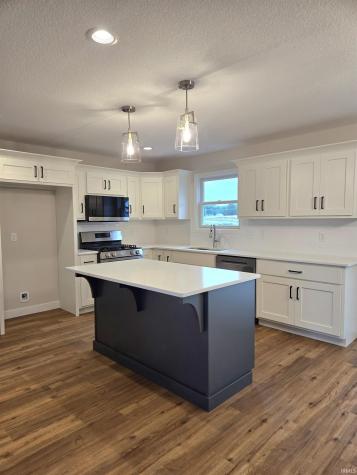 5468 Broad Fields Cove Fort Wayne IN 46818