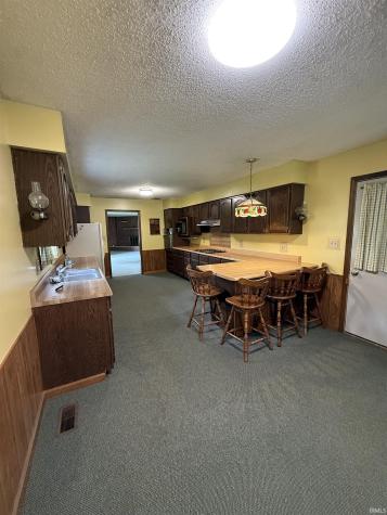 6105 N State Road 59 Linton IN 47441