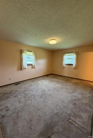 6105 N State Road 59 Linton IN 47441