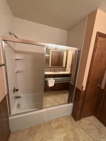 6105 N State Road 59 Linton IN 47441