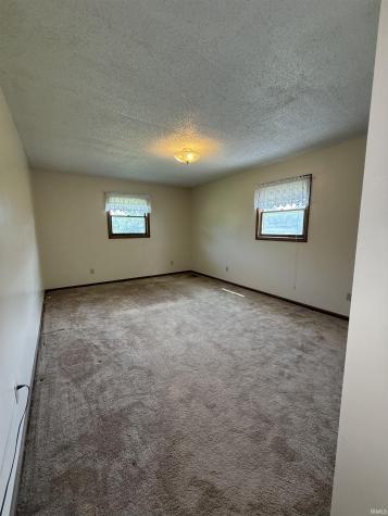 6105 N State Road 59 Linton IN 47441