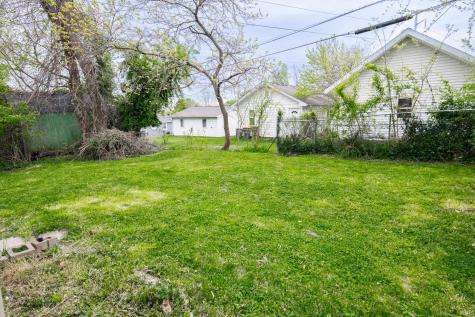 711 W Cherokee Drive Bloomington IN 47403