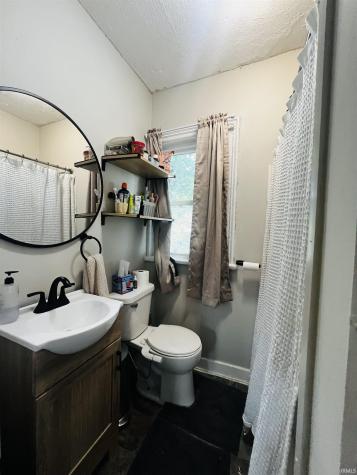 1719 Howell Street Fort Wayne IN 46808