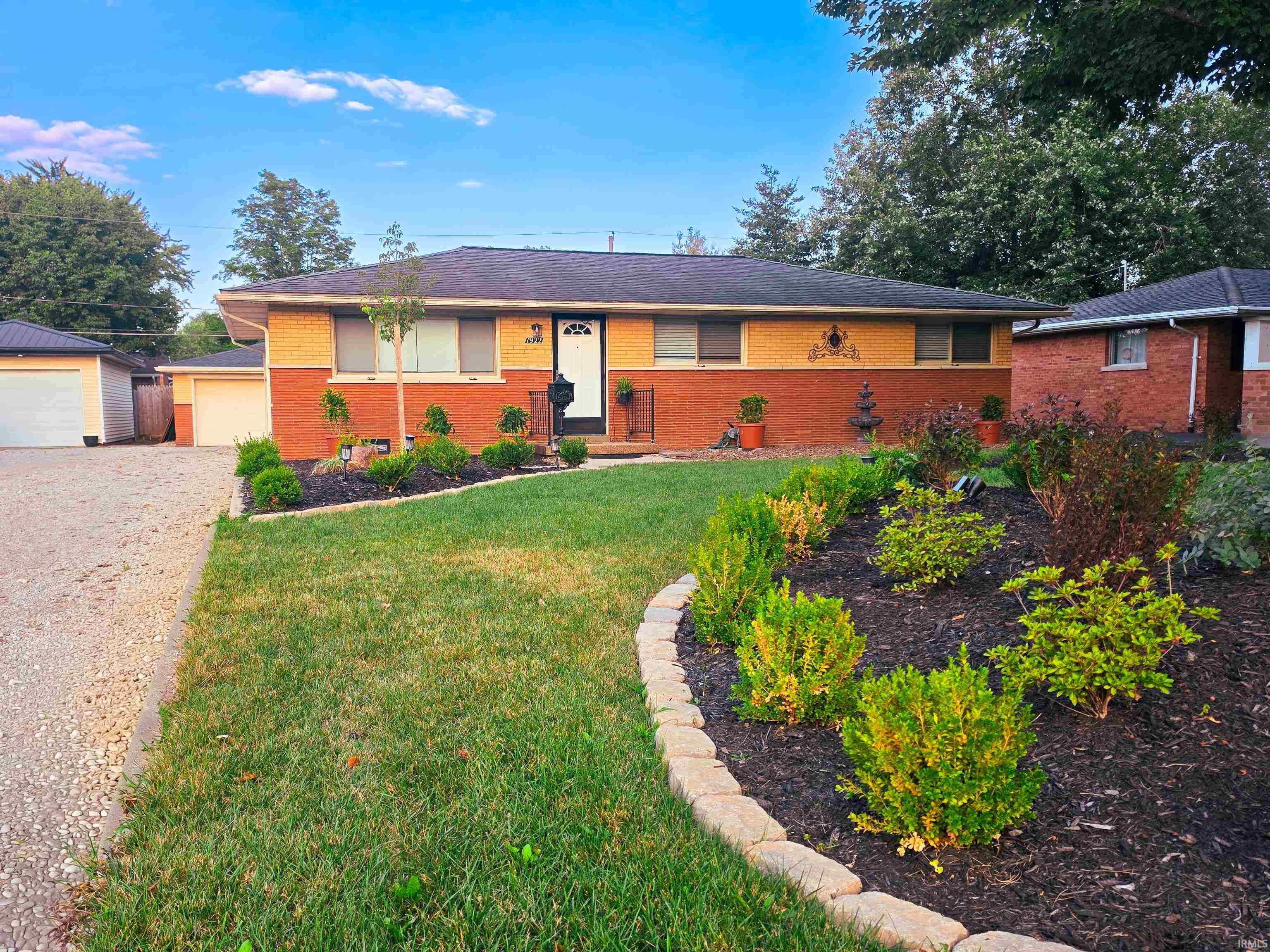1922 S Lombard Avenue Evansville IN 47714