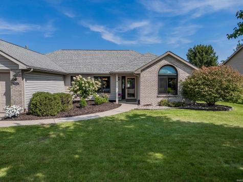 9826 White Hill Court Fort Wayne IN 46804