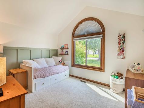 9826 White Hill Court Fort Wayne IN 46804