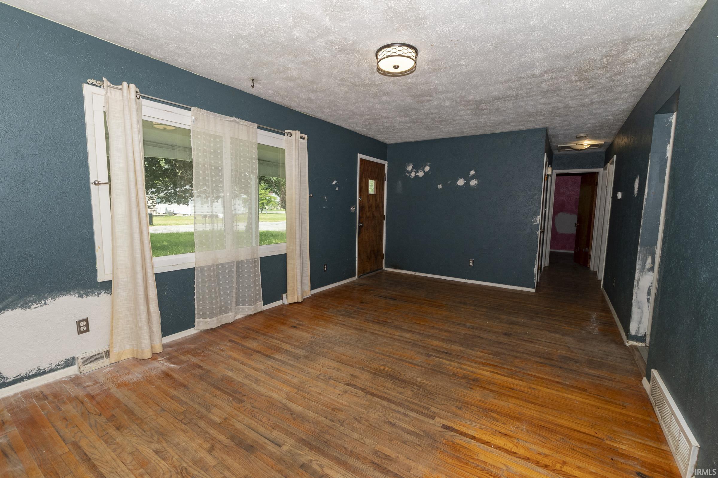 19674 Dubois Avenue South Bend IN 46637