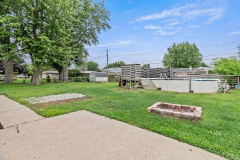 210 E North E Street Gas City IN 46933