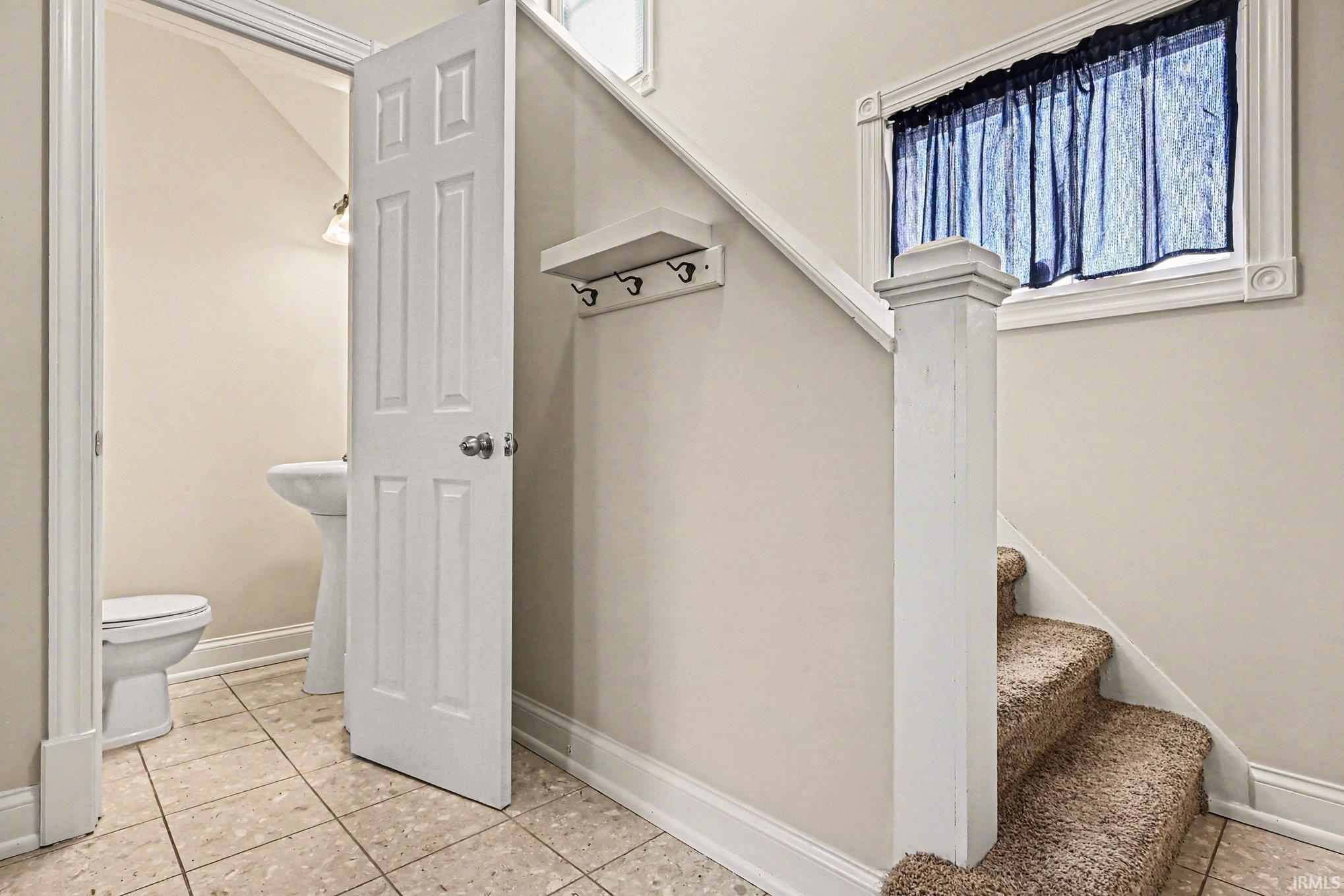 1736 Lincolnway W Osceola IN 46561