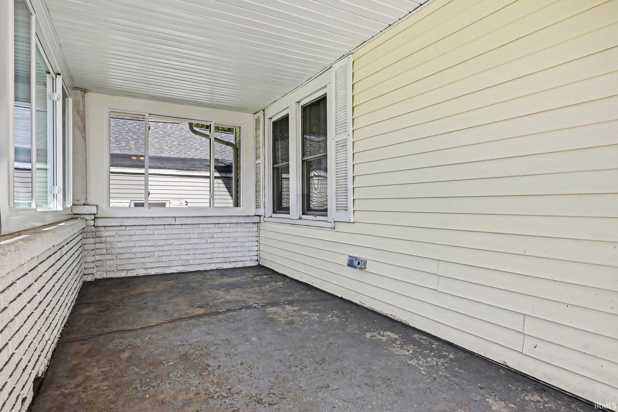 1736 Lincolnway W Osceola IN 46561