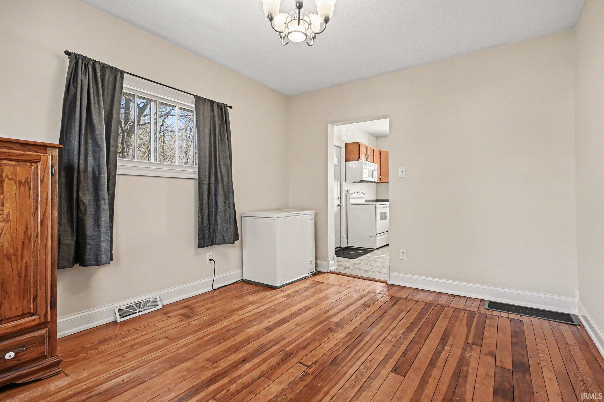 1736 Lincolnway W Osceola IN 46561