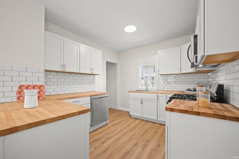 1214 Cedar Street South Bend IN 46617