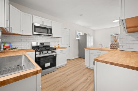1214 Cedar Street South Bend IN 46617