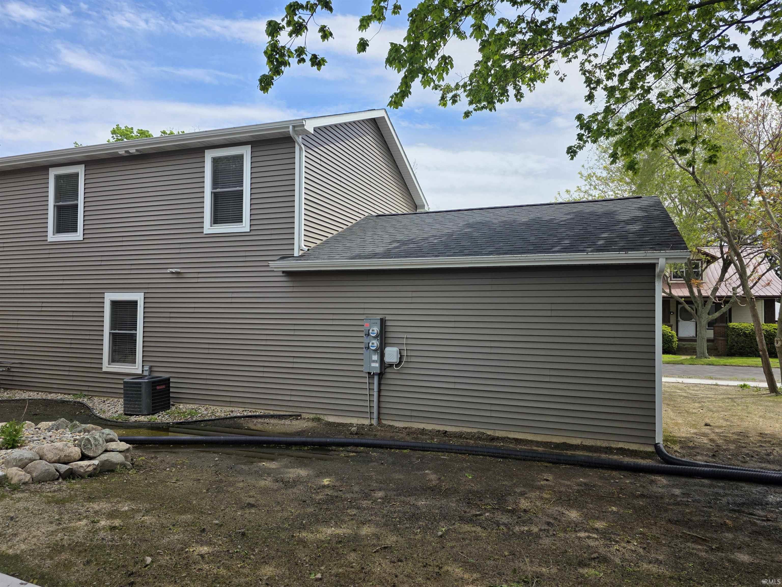 1105 Edwardsburg Avenue Elkhart IN 46514
