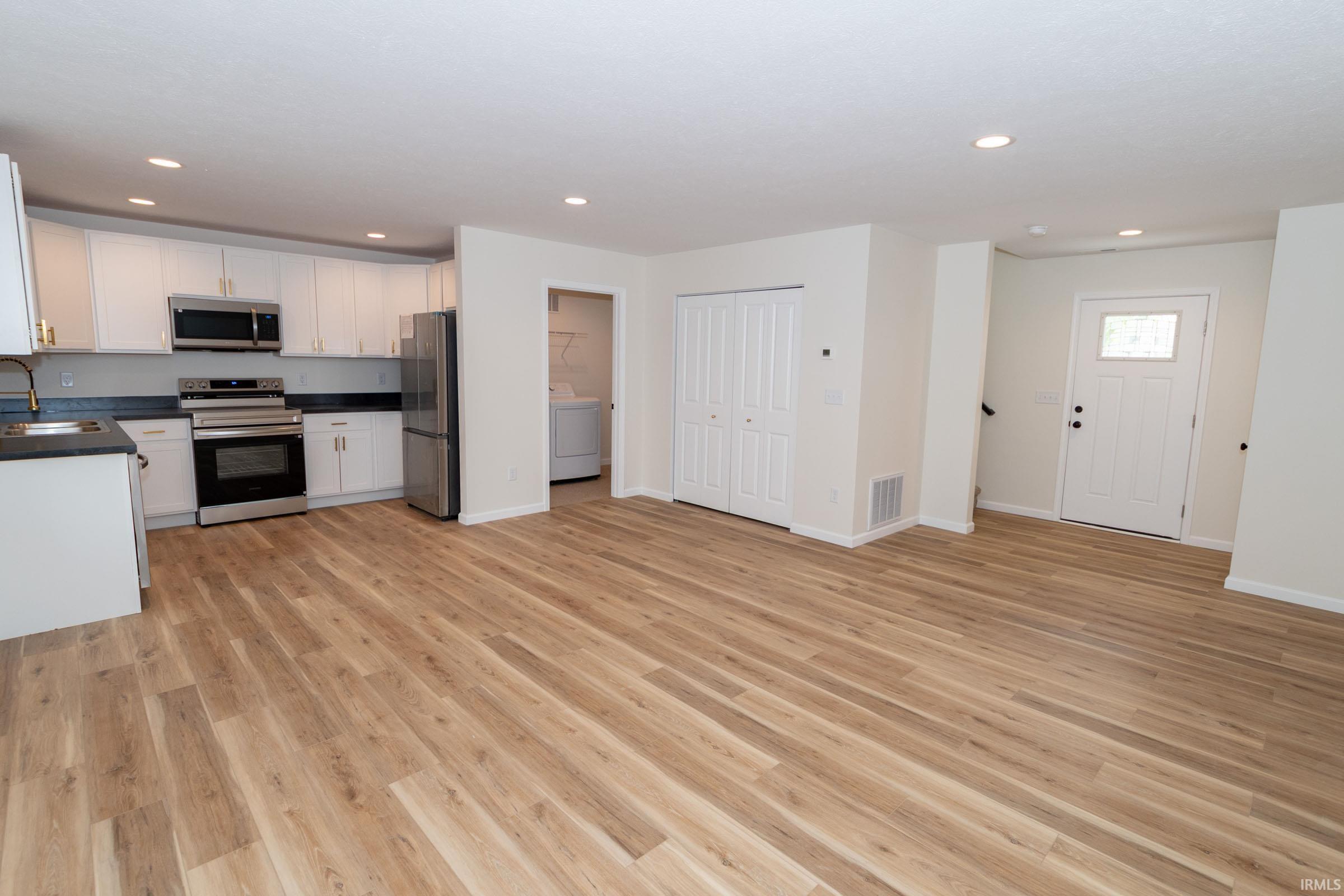 1105 Edwardsburg Avenue Elkhart IN 46514