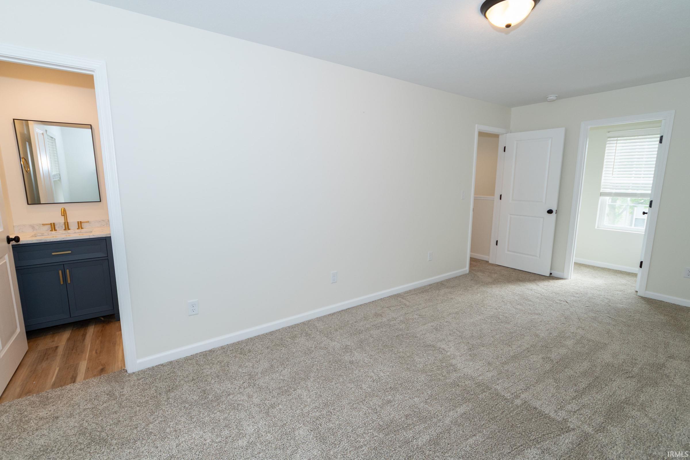 1105 Edwardsburg Avenue Elkhart IN 46514