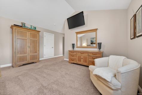 1493 E Crane Pond Drive Marion IN 46952