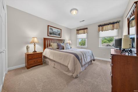 1493 E Crane Pond Drive Marion IN 46952