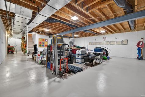 1493 E Crane Pond Drive Marion IN 46952