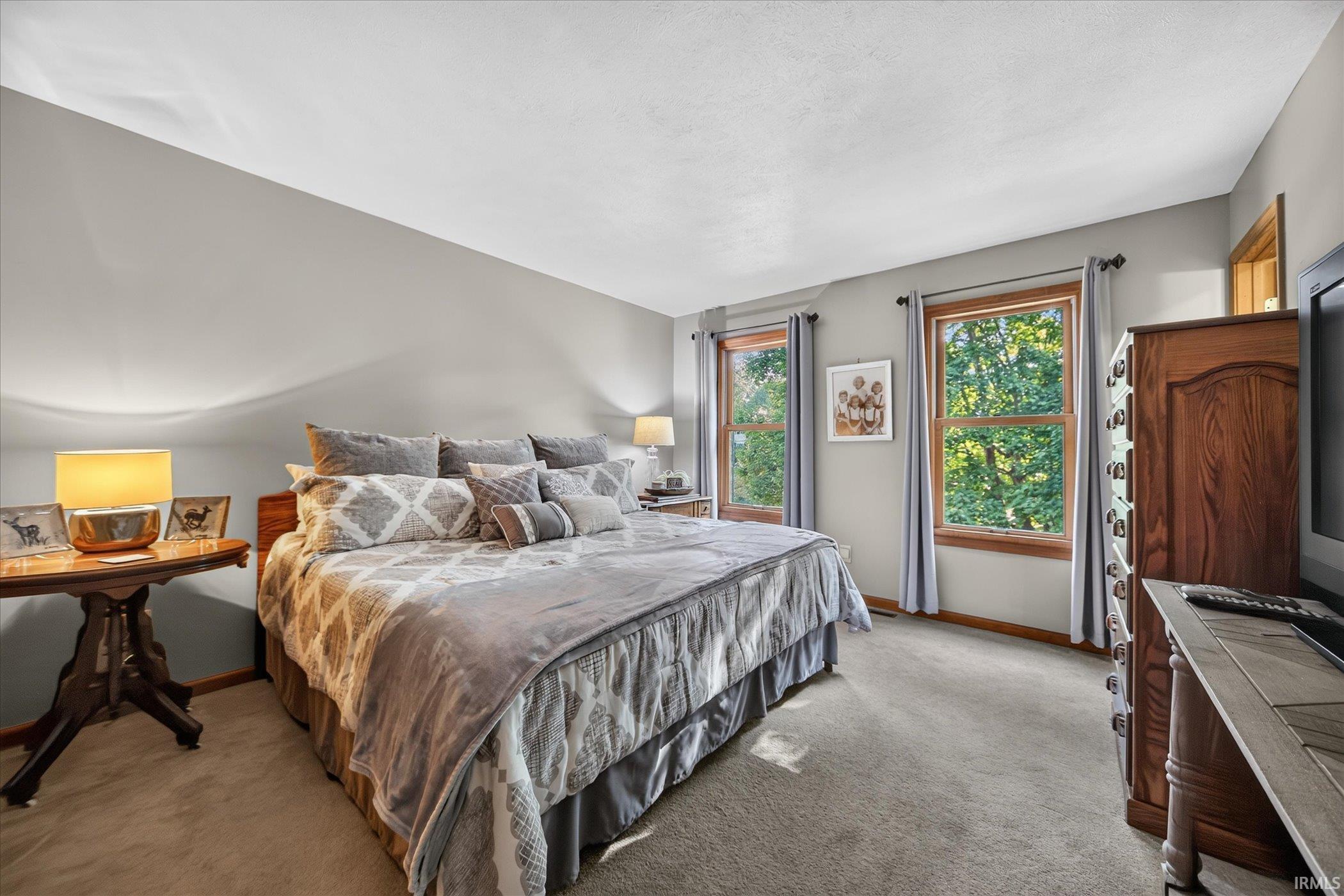 50701 Elk Trail Granger IN 46530