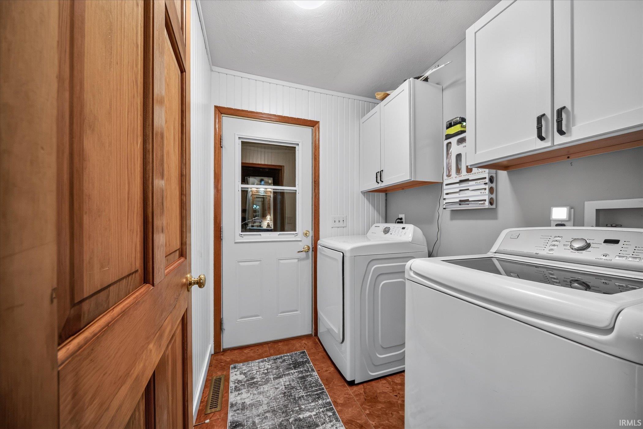 50701 Elk Trail Granger IN 46530