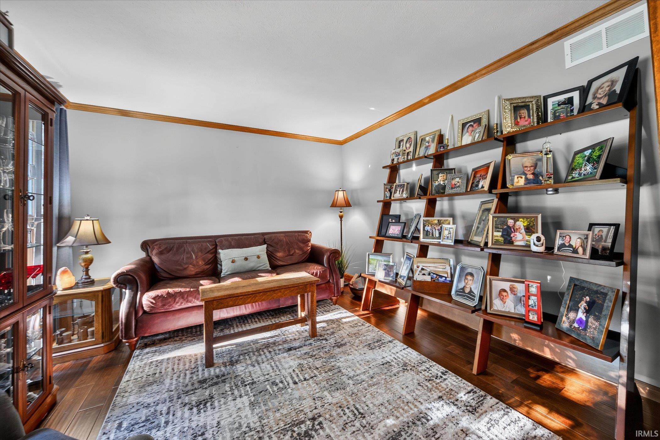 50701 Elk Trail Granger IN 46530