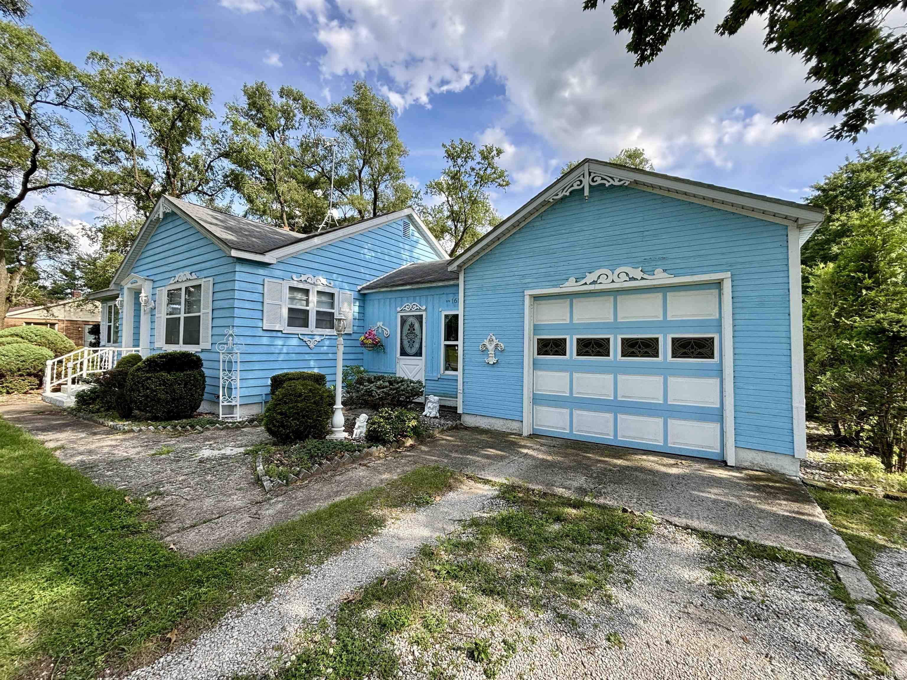 1655 W State Road 10 North Judson IN 46366