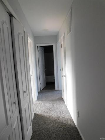 3942 Shepherds Run Jeffersonville IN 47130