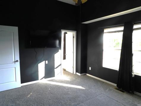3942 Shepherds Run Jeffersonville IN 47130