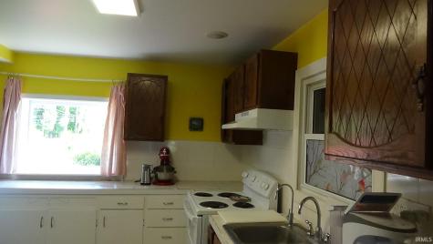 10277 Hwy 50 W Hwy 50 Highway Bedford IN 47421